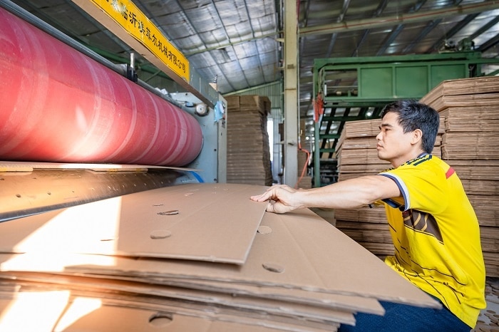 quy trinh san xuat thung carton theo tieu chuan hien dai nhat