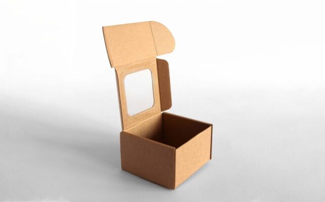 Hộp carton có cửa sổ là loại hộp được sử dụng để đóng gói trong ngành công nghiệp điện tử
